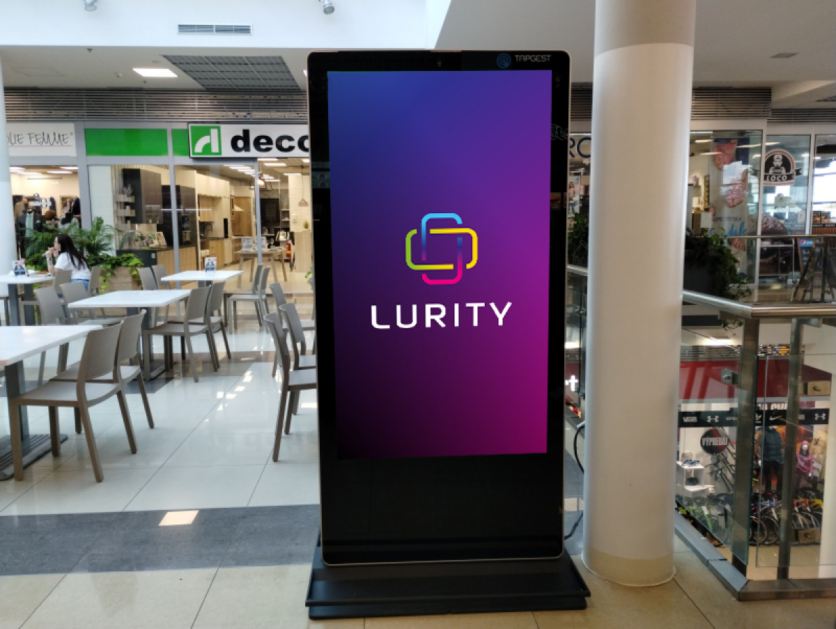 OC Aquario Nové Zámky 2A Food — DOOH-Bildschirm in Aquario Shopping Center, Nové Zámky