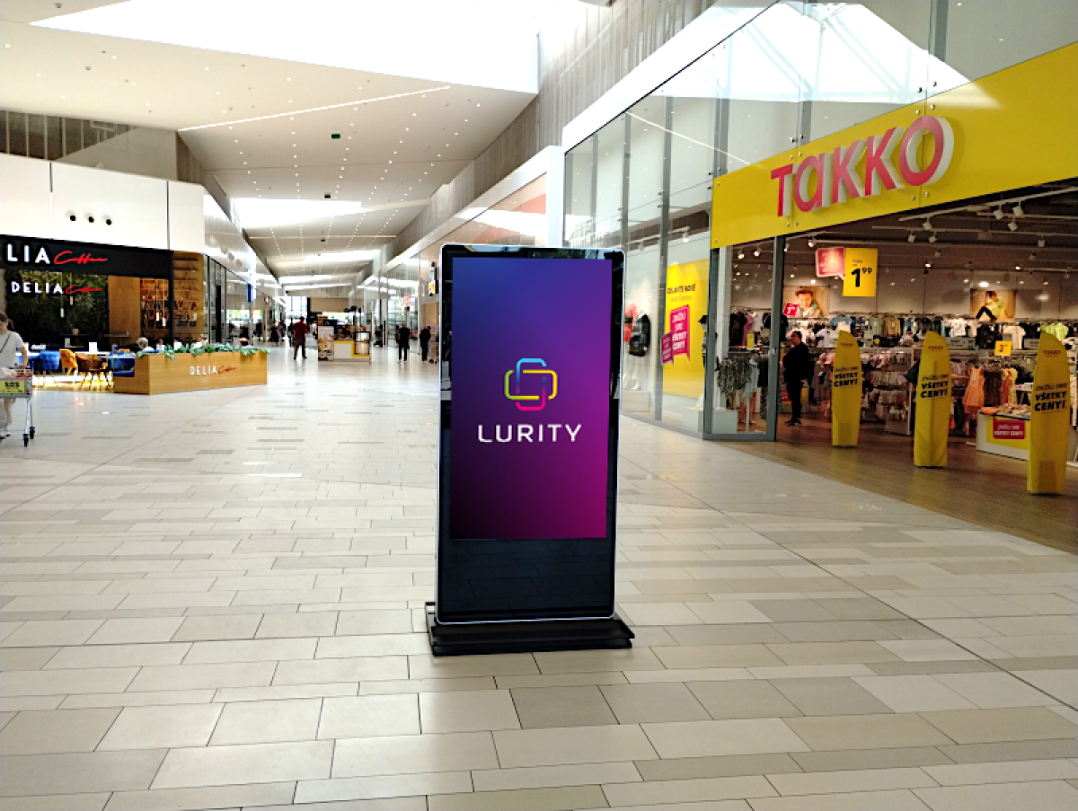 OC Galéria Bratislava Petržalka 2A — DOOH-Bildschirm in OC Galéria Petržalka, Bratislava