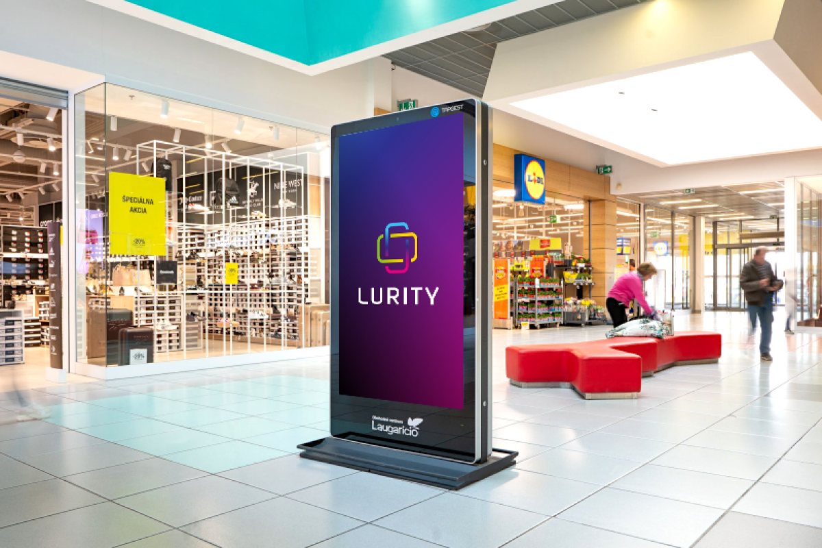 OC Laugaricio Trenčín 3B — DOOH obrazovka v OC Laugaricio, Trenčín