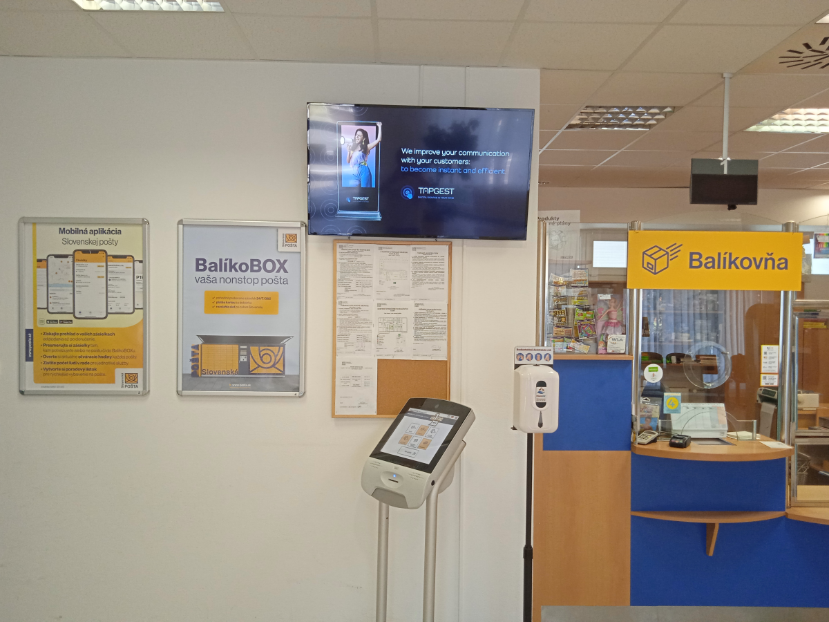 Pošta 1 Galanta B — DOOH-Bildschirm in Posta 1 Galanta, Galanta