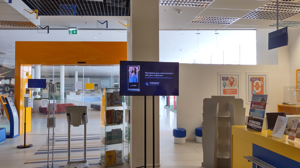 Pošta 41 Bratislava Bory Mall - C — DOOH screen at Posta 41 Bratislava, Bratislava