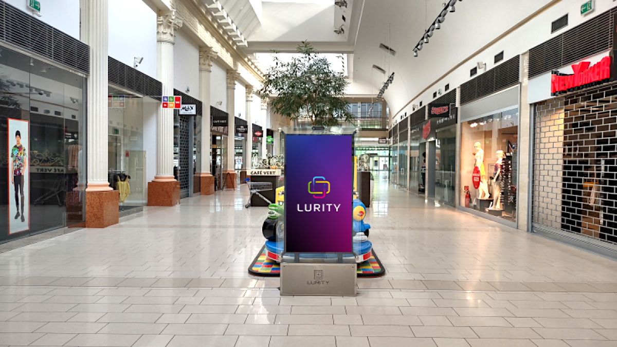 Shopping Palace Bratislava 2B — DOOH-Bildschirm in Shopping Palace Bratislava, Bratislava