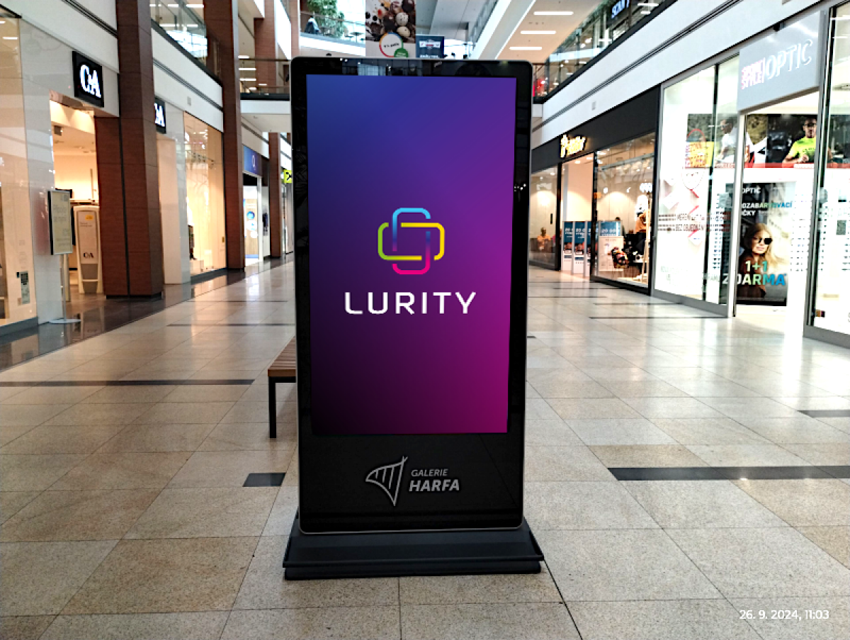 S8 — DOOH screen at Galerie Harfa vertikal B, Praha