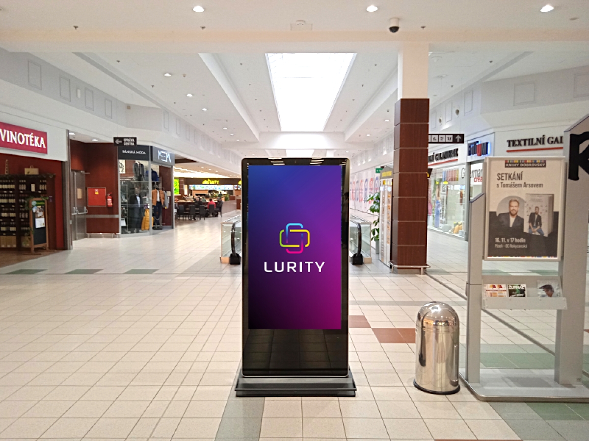 Rokycanská - Datart — DOOH-Bildschirm in Obchodní centrum Plzeň Rokycanská, Plzeň