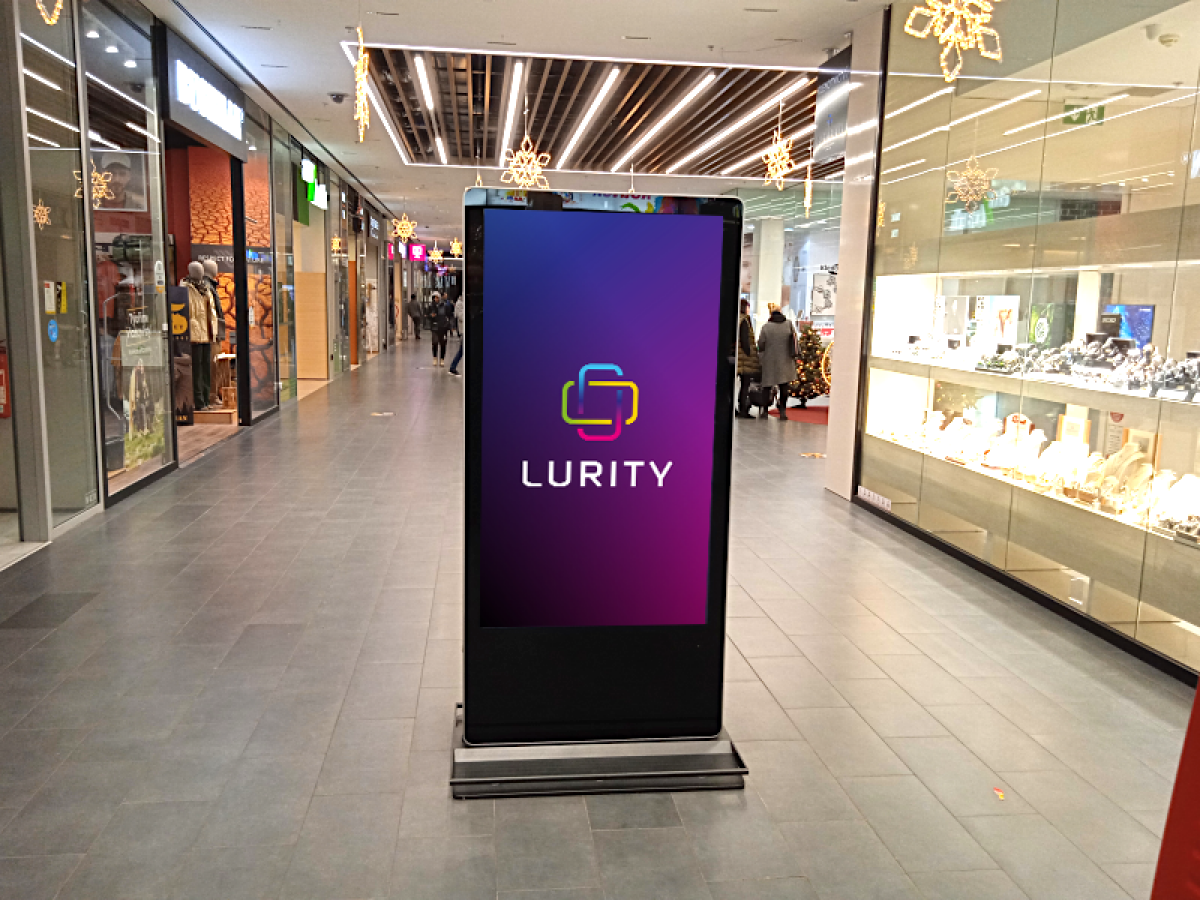 Citypark - Vchod U Dlouhé stěny příď — DOOH-Bildschirm in Nákupní centrum Citypark Jihlava, Jihlava