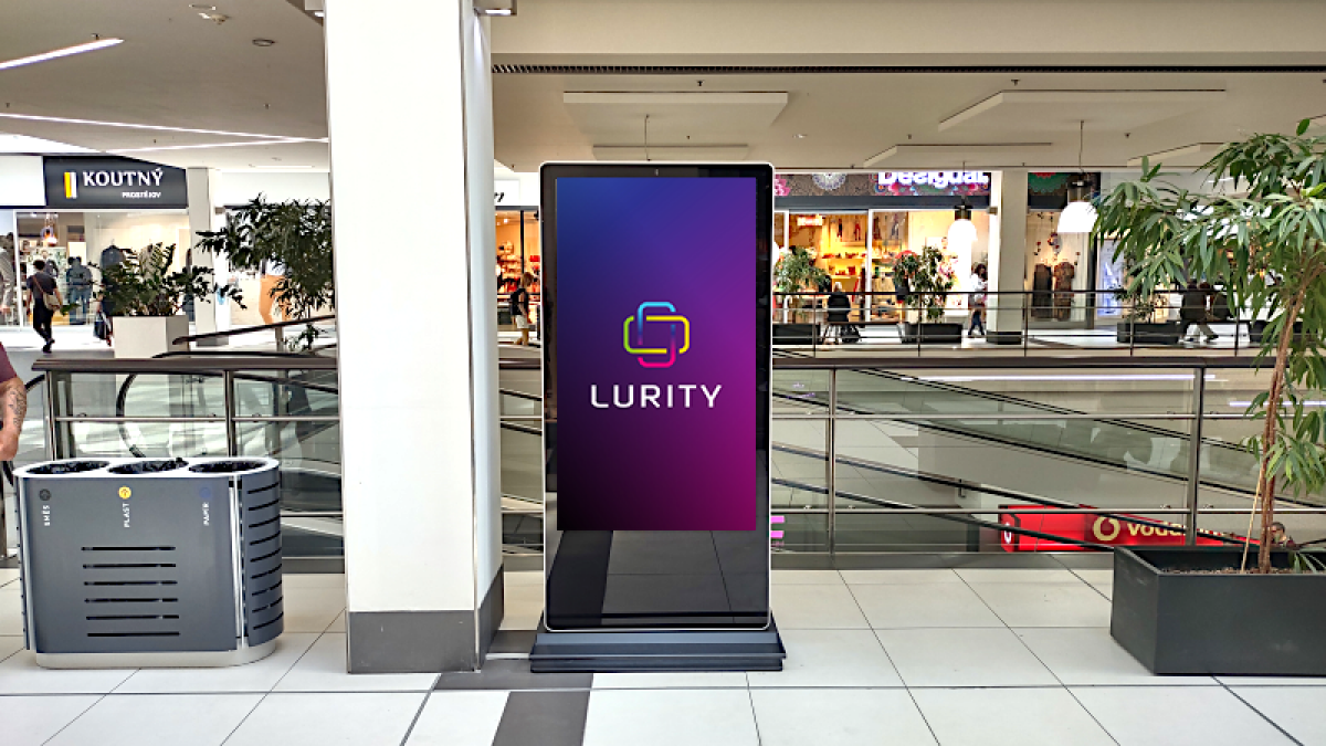 Futurum HK - H&M — DOOH obrazovka v Nákupní centrum Futurum Hradec, Hradec Králové