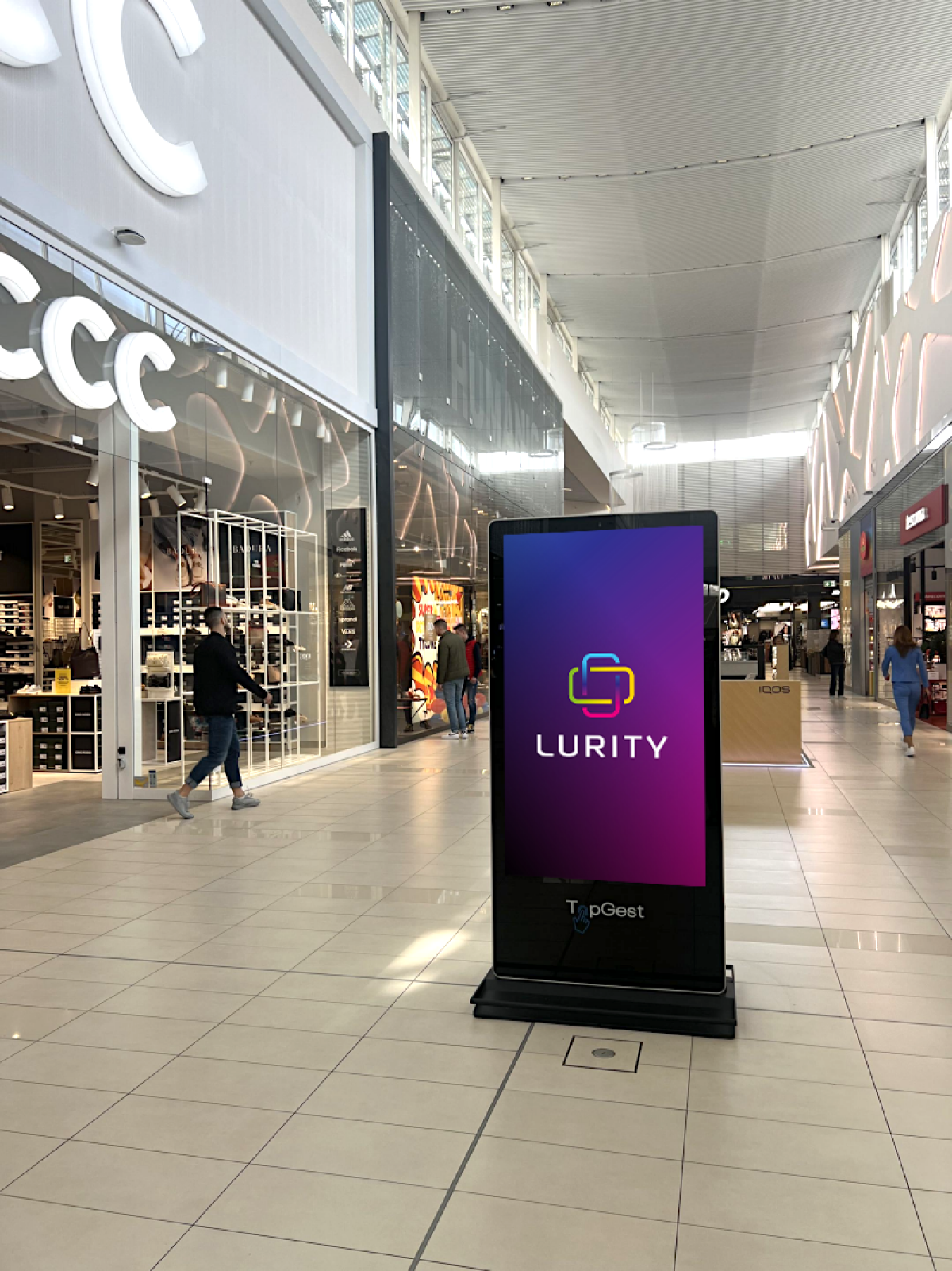 Avion 7B — DOOH-Bildschirm in Avion Shopping Park, Bratislava