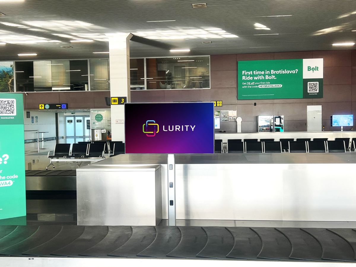 Bratislava Letisko Prilety 2B — DOOH-Bildschirm in BTS - Bratislavské letisko, Bratislava