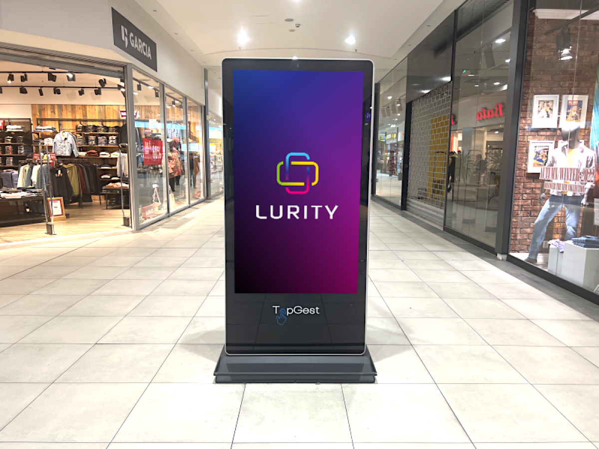 Ostrava Futurum NewYorker — DOOH-Bildschirm in Obchodní Centrum Futurum Ostrava, Ostrava