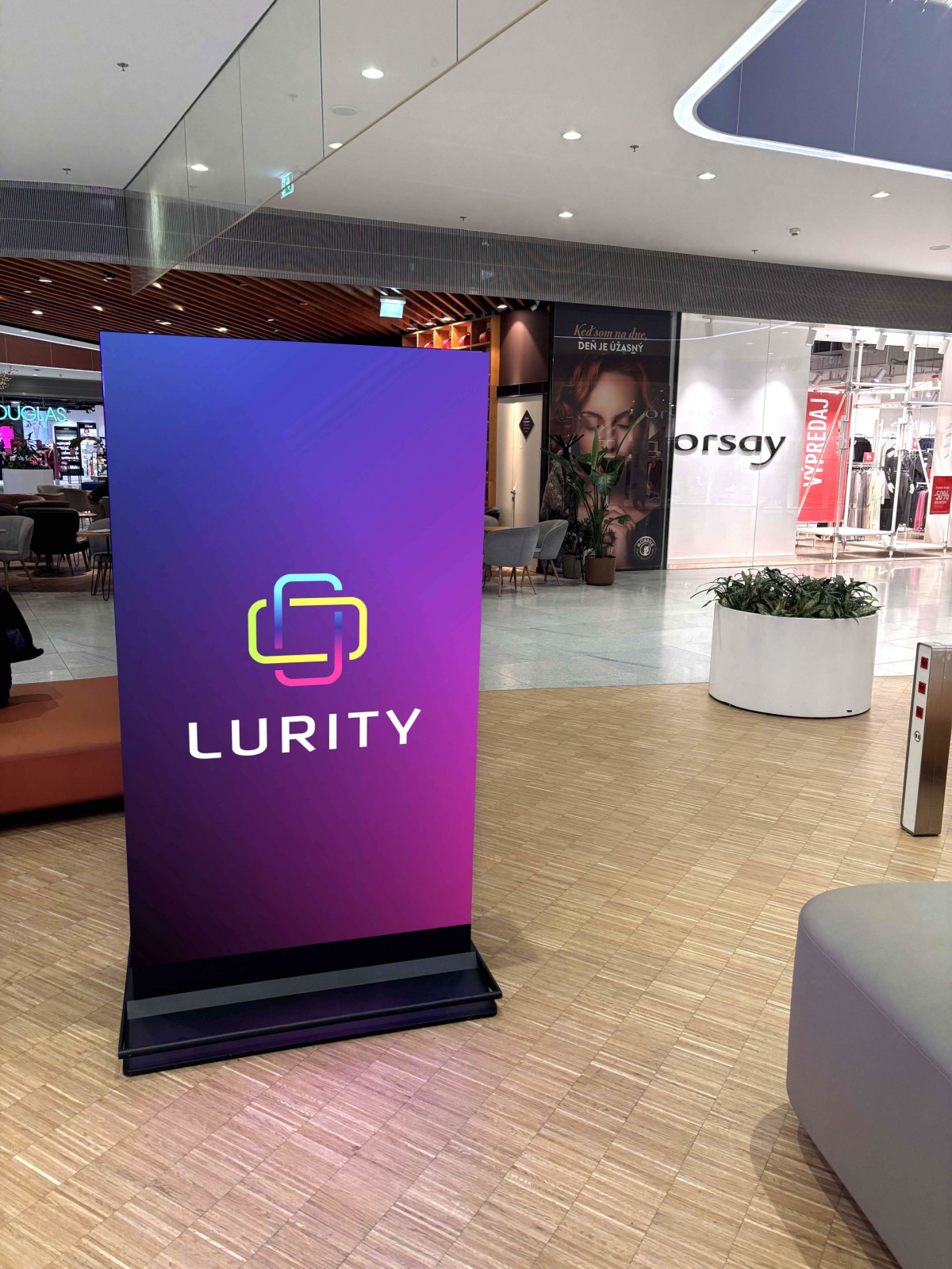 Bory Mall LED 5A — DOOH-Bildschirm in Bory Mall, Bratislava