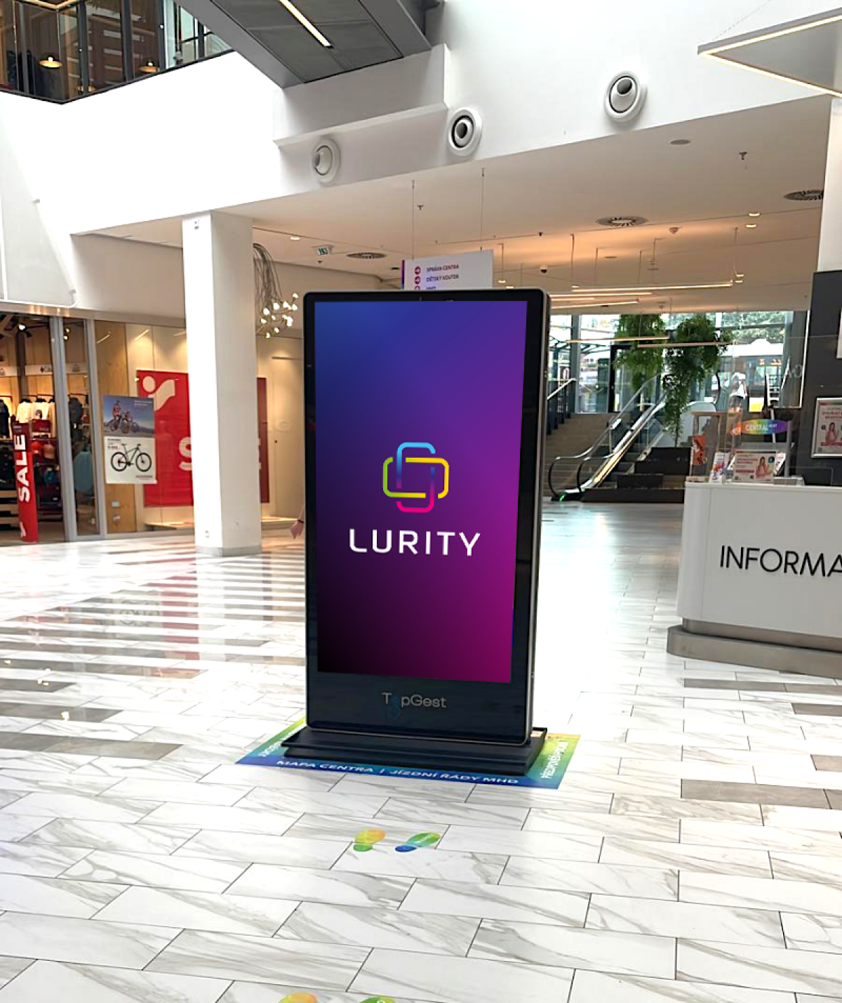 OC Central - 1NP. Náměstíčko Smarty — DOOH-Bildschirm in Nákupní centrum Central Most, Most