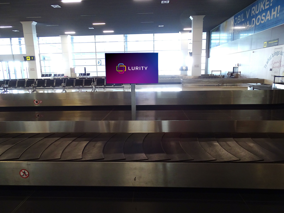 Bratislava Letisko Prílety 8A — DOOH screen at BTS - Bratislavské letisko - Prílety B, Bratislava