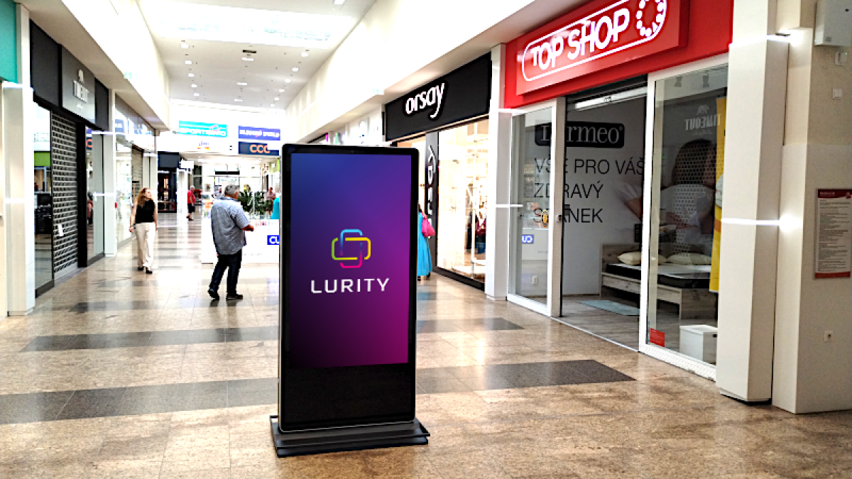 OC Géčko 1B — DOOH-Bildschirm in Géčko České Budějovice, České Budějovice