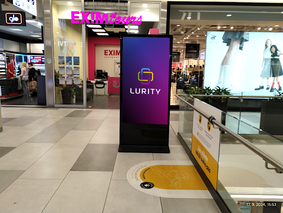 Centrum Stromovka 1B Lidl — DOOH-Bildschirm in Centrum Stromovka, Praha