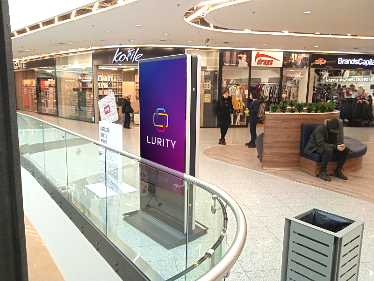 OC Bondy - Patro záď — DOOH obrazovka v Bondy Centrum, Mladá Boleslav