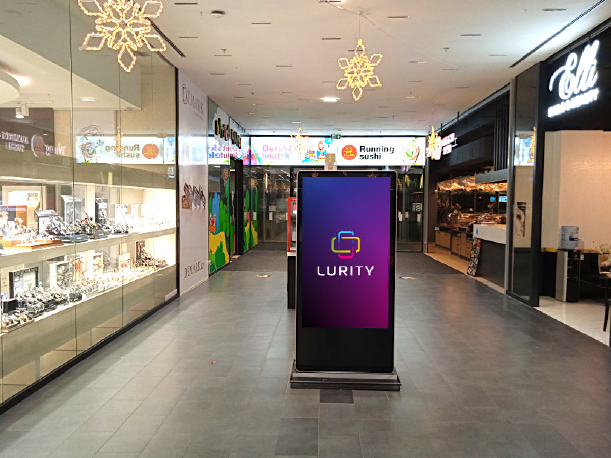 Citypark - Vchod U Dlouhé stěny záď — DOOH-Bildschirm in Nákupní centrum Citypark Jihlava, Jihlava